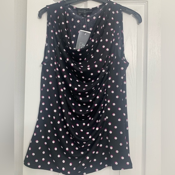 2for20  NWT Fred David Scoop Front Top Blouse Medium - Picture 1 of 4